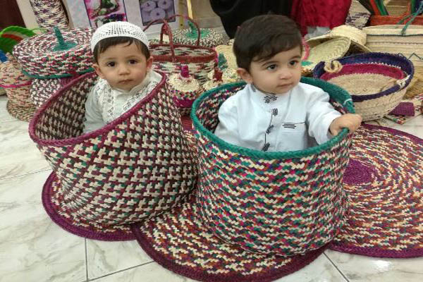 معرض الأسر المنتجة بالجش