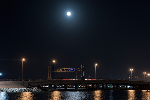 ����� �������